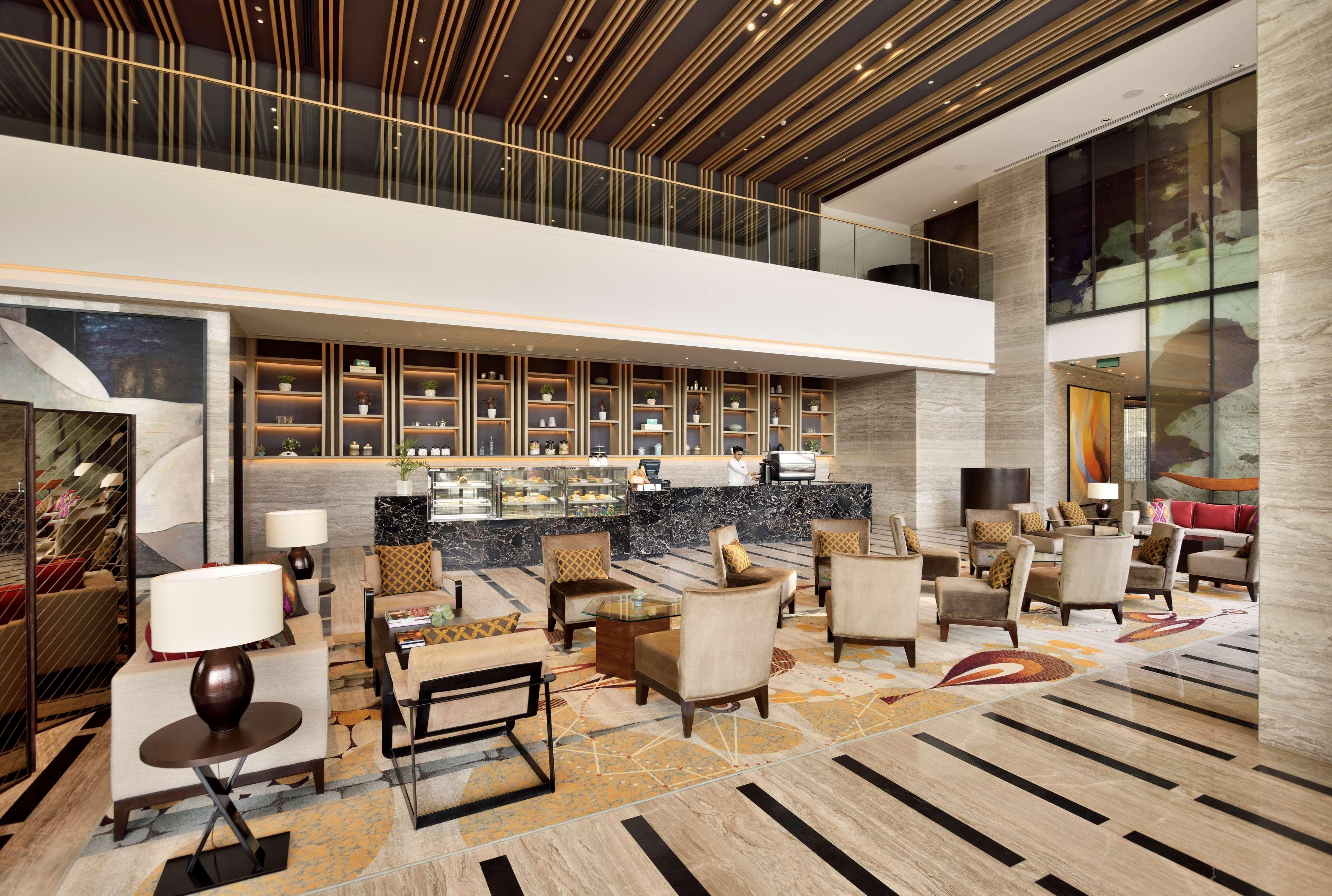 Отель Radisson Blu Фаридабад Экстерьер фото